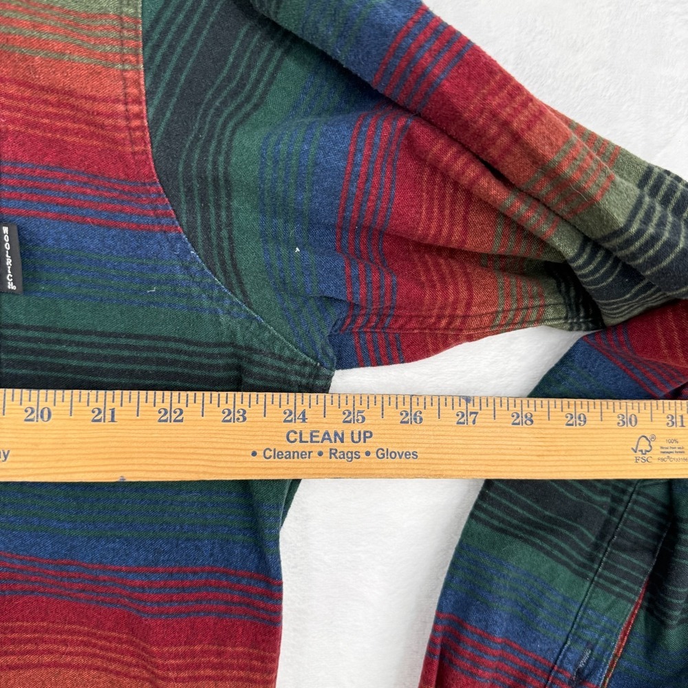 Vintage Woolrich Flannel Shirt Men's XL Southwest Aztec Stripe Button Up Front - Picture 7 of 10